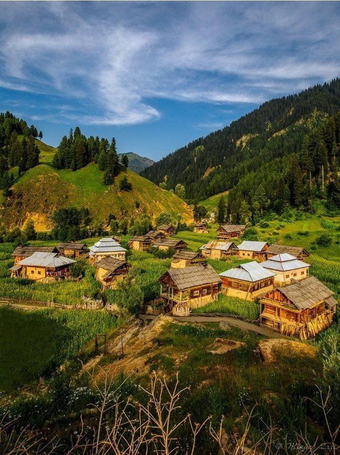 Riverbank Hotel Taobut Neelum Valley Azad Kashmir Taobat Exterior photo